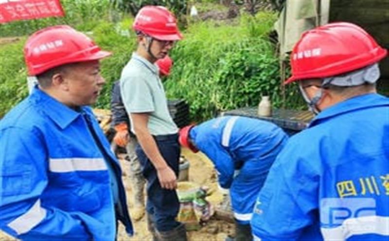华锋钻探以手艺立异为引领，，，，，破解施工难点 为集团“一号工程”顺遂实验保驾护航